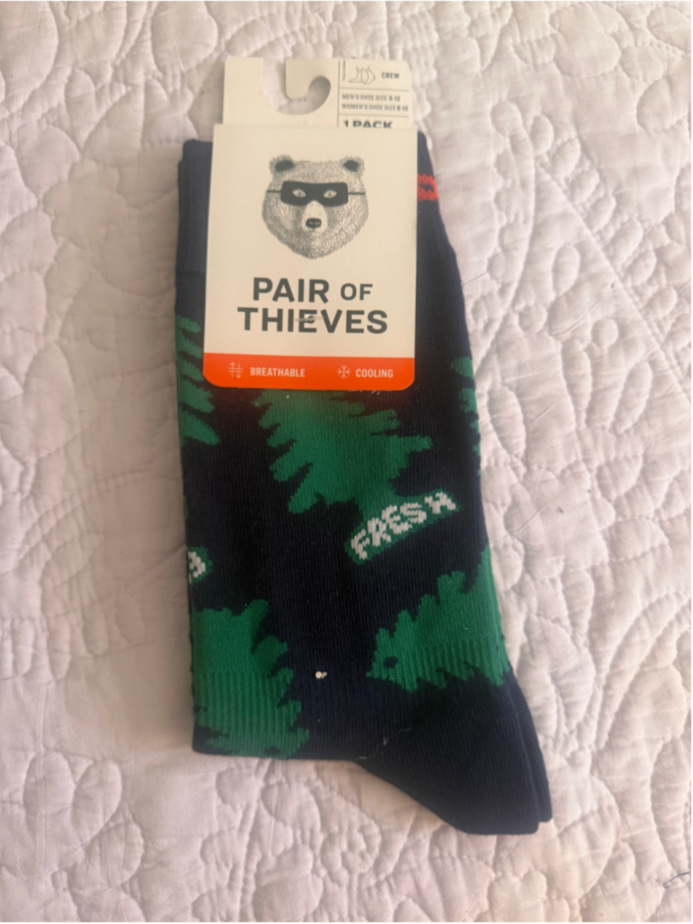 Pair of Thieves Crew Socks Navy Green Fresh Print Size M